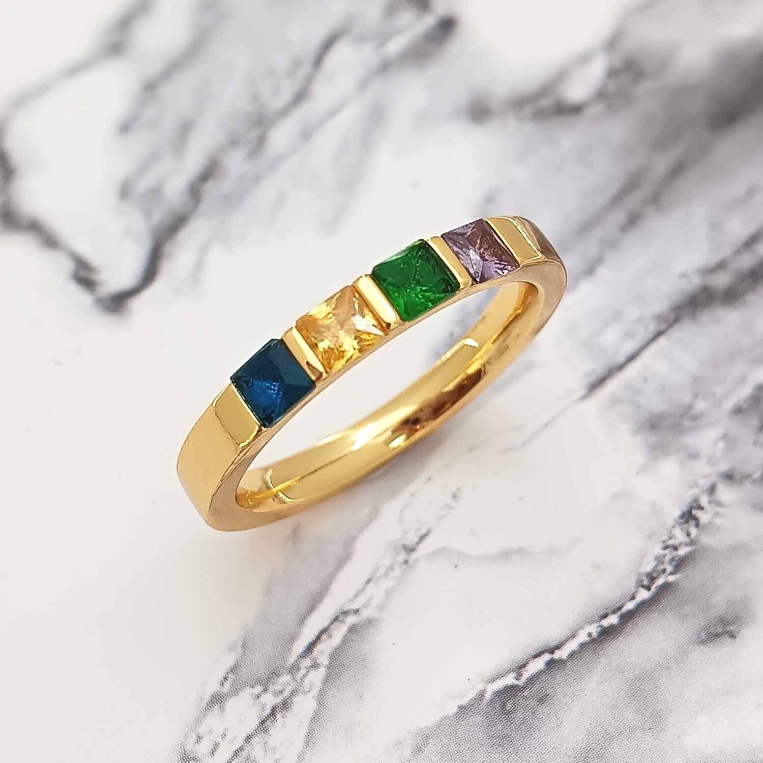 Custom Square Birthstone Ring – Up to 8 Stones, 3 Plating Colors
