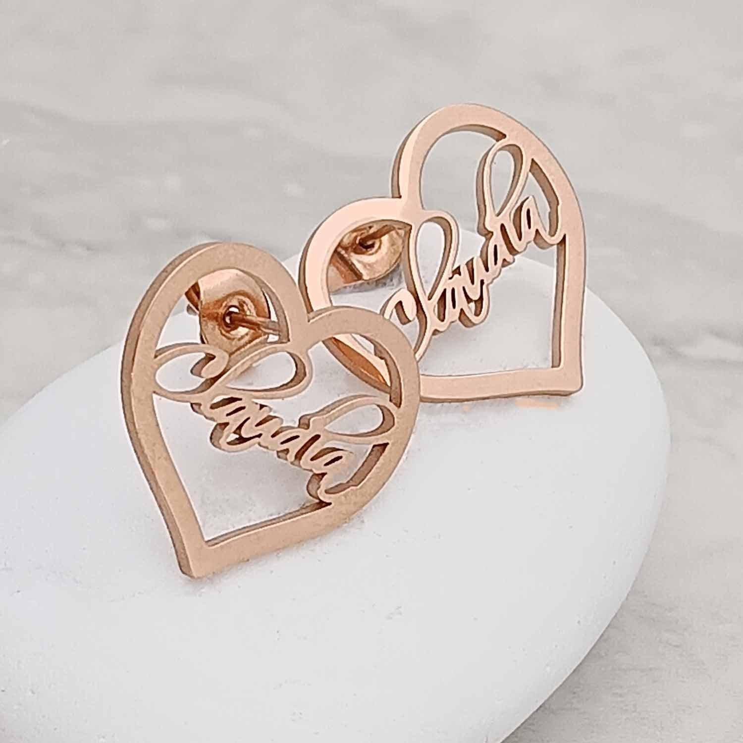 Custom Heart Name Stud Earrings – Personalized Stainless Steel in 3 Plating Colors