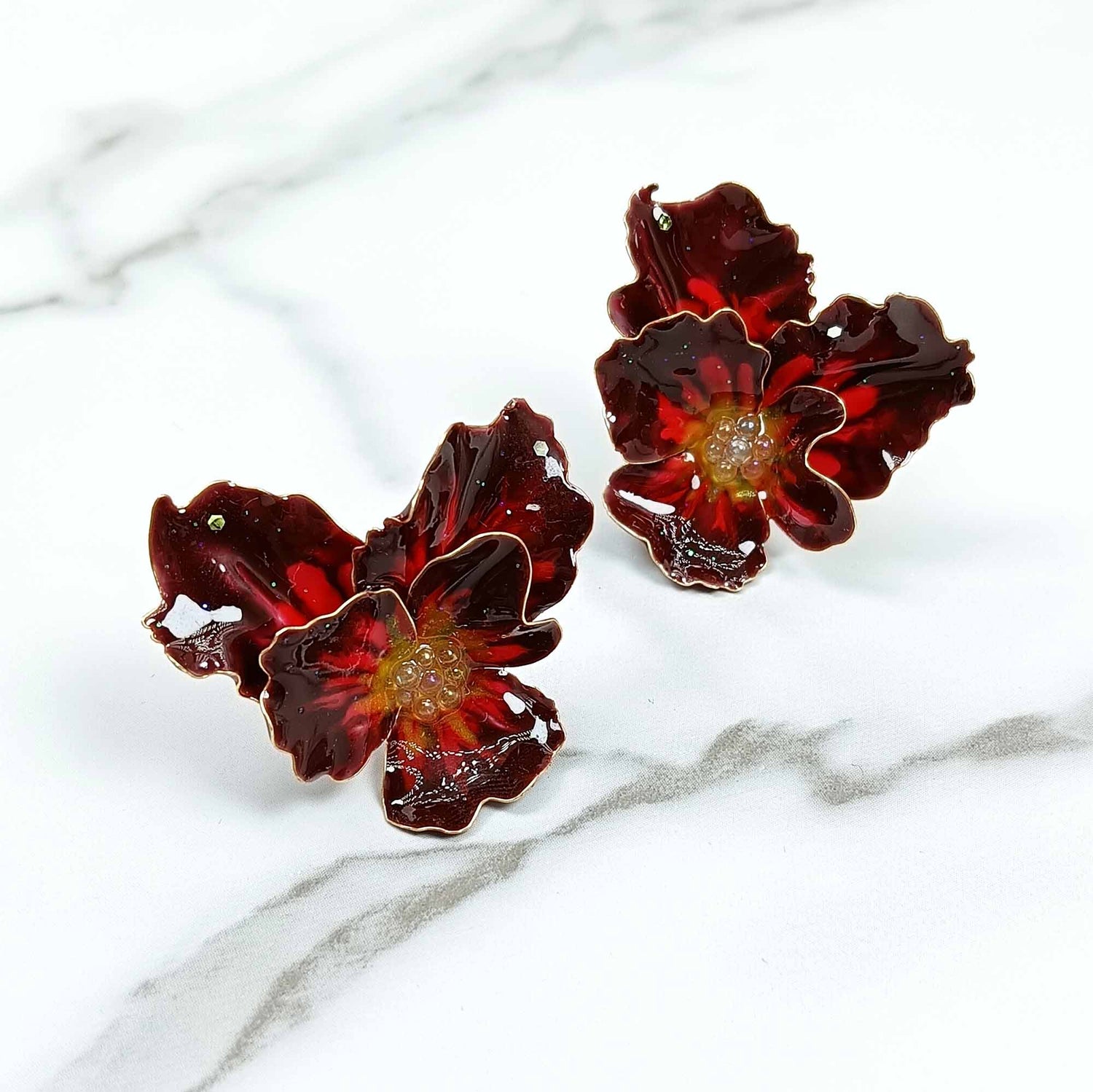 Handpainted Resin Hibiscus Stud Earrings – Bold Red Statement
