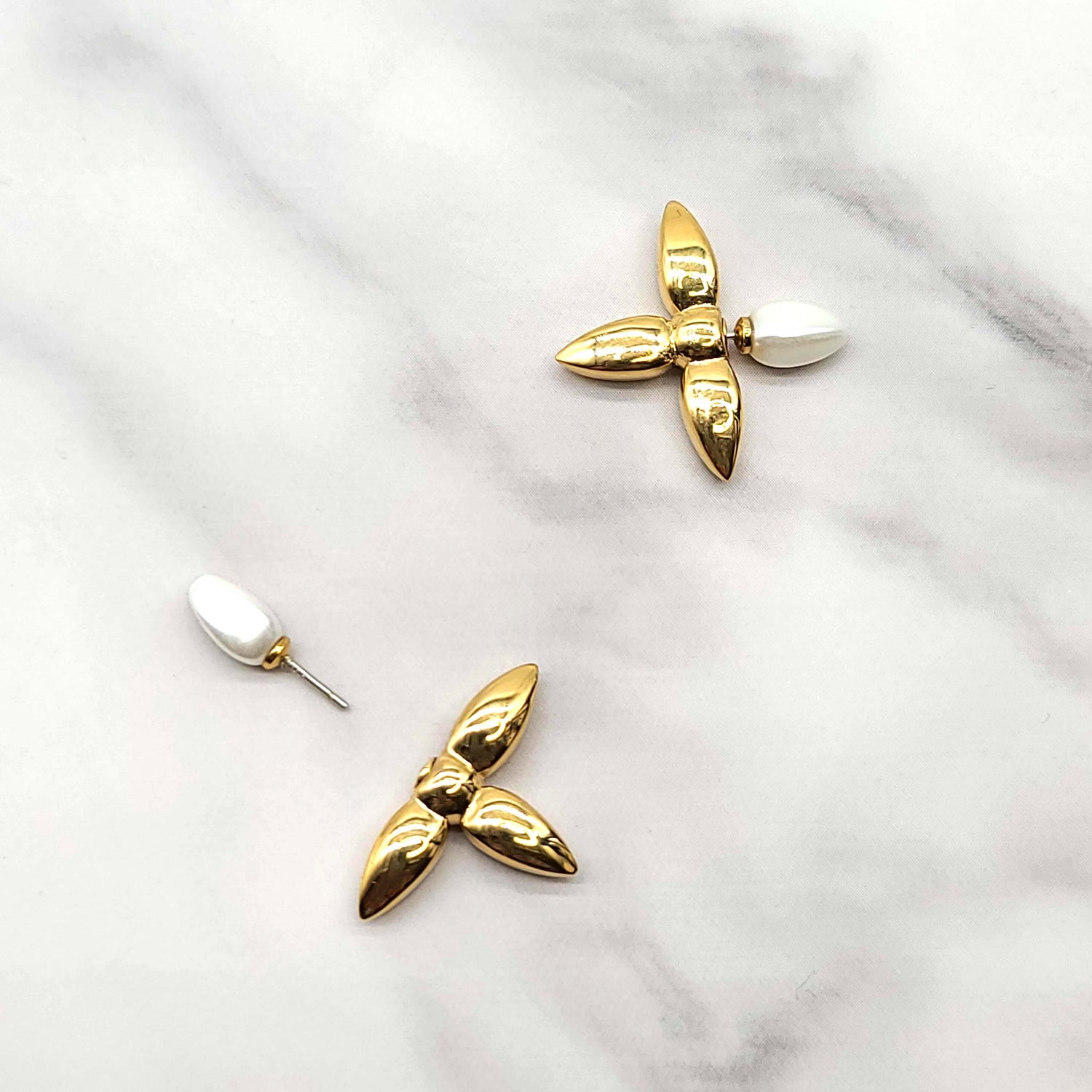 Two Tone Gold Silver Pearl Clover Back Front Stud Earrings