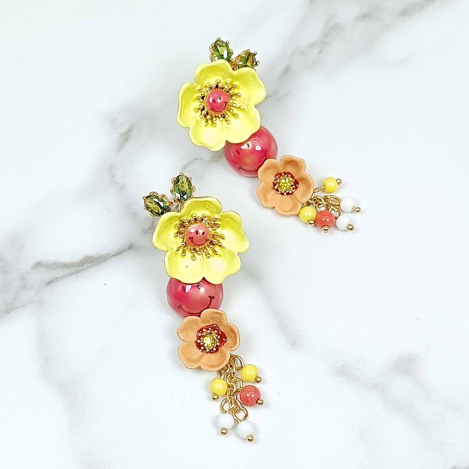 Daisy Flower Smiley Face  Earrings