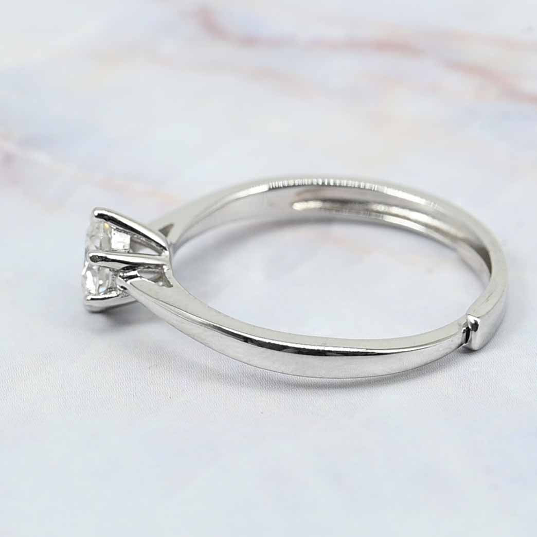 0.50ct Lab Moissanite Diamond Ring – Round Cut with Platinum Plating & Silver