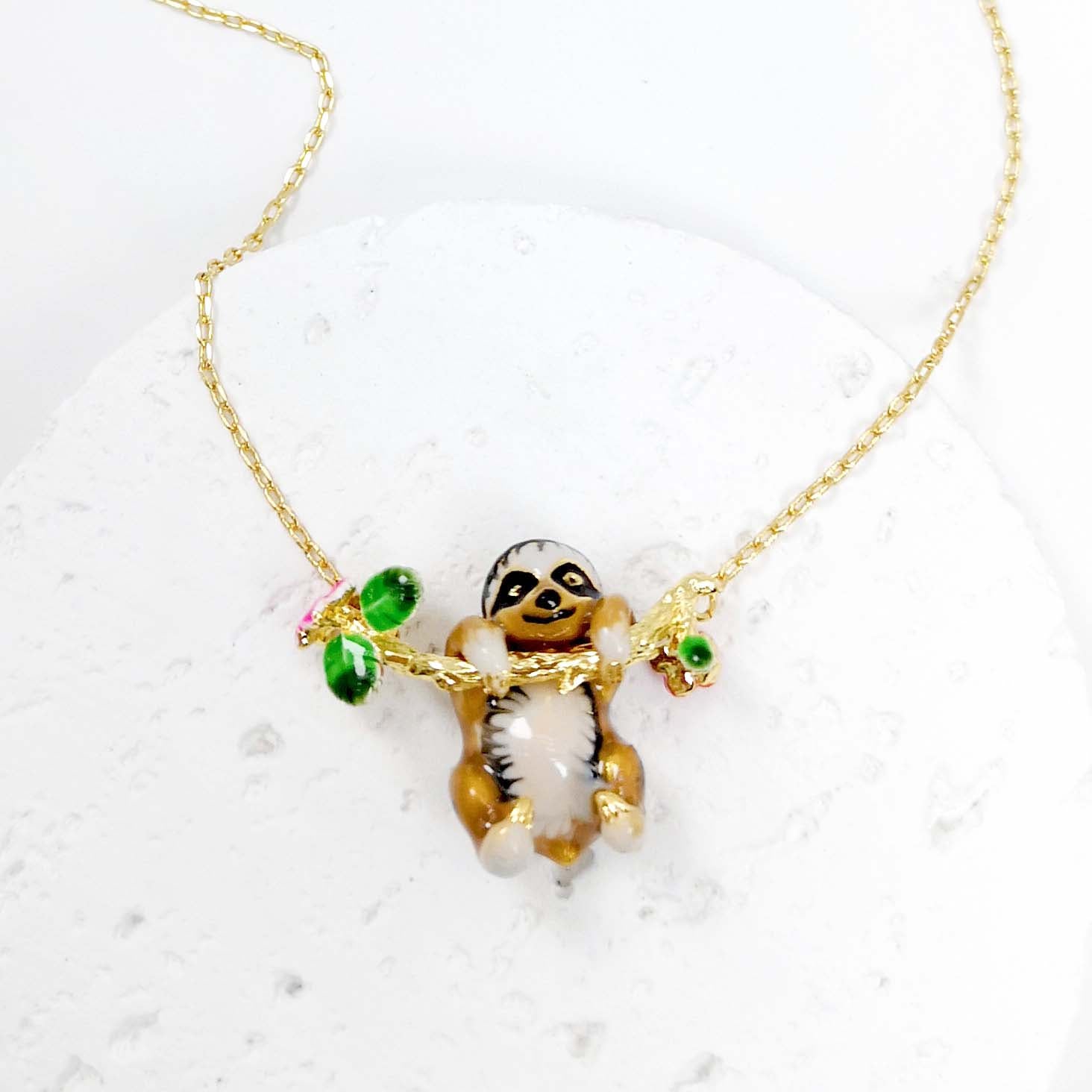 Hand-Painted Sloth Necklace – Enamel Animal Pendant on Gold-Plated Chain