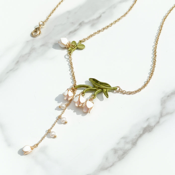 Hand-painted lily of the valley pearl necklace in 18K gold plating