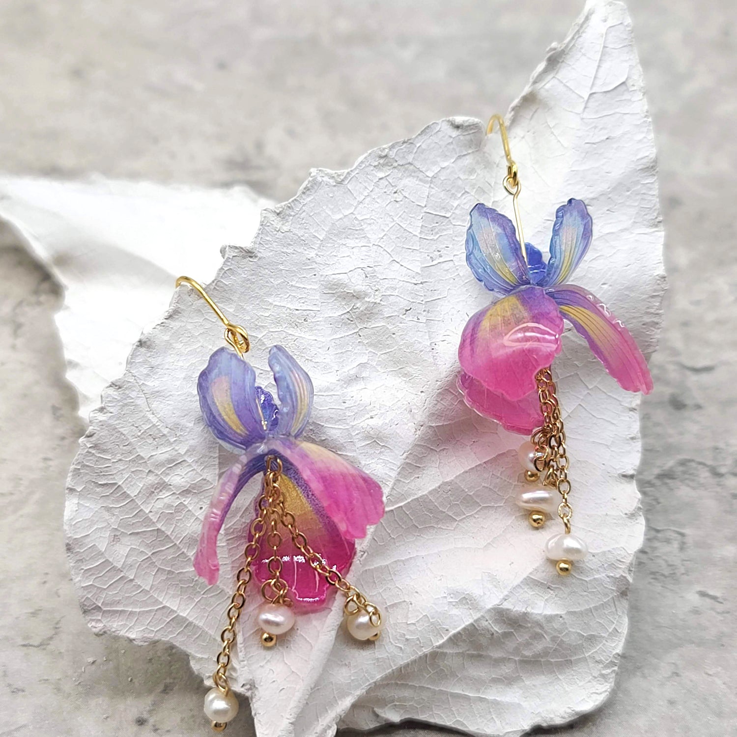 Iris Flower Dangle Earrings